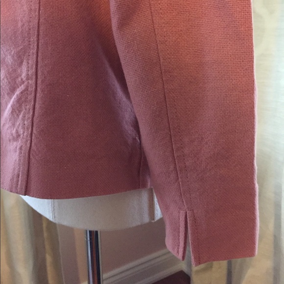 Blazer - Picture 5 of 8